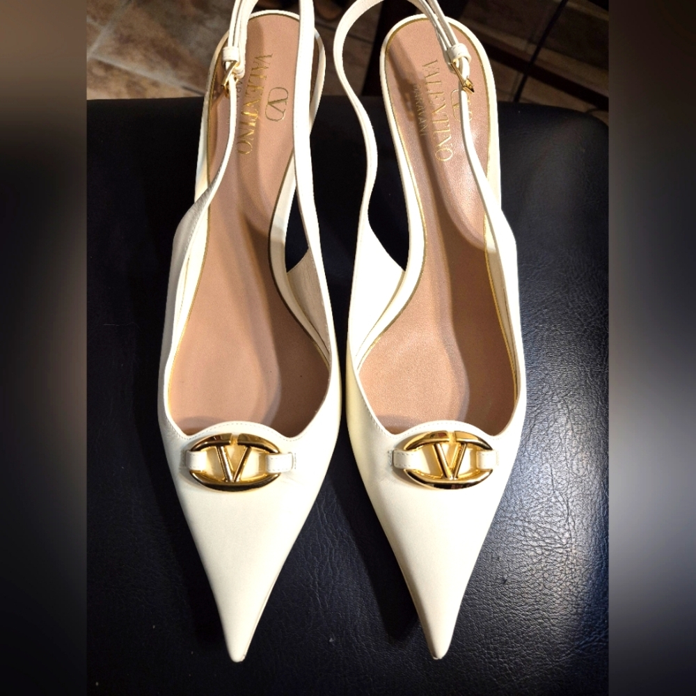 Valentino Garavani The Bold Edition Vlogo Calfskin Pump 60mm Ivory Size 39